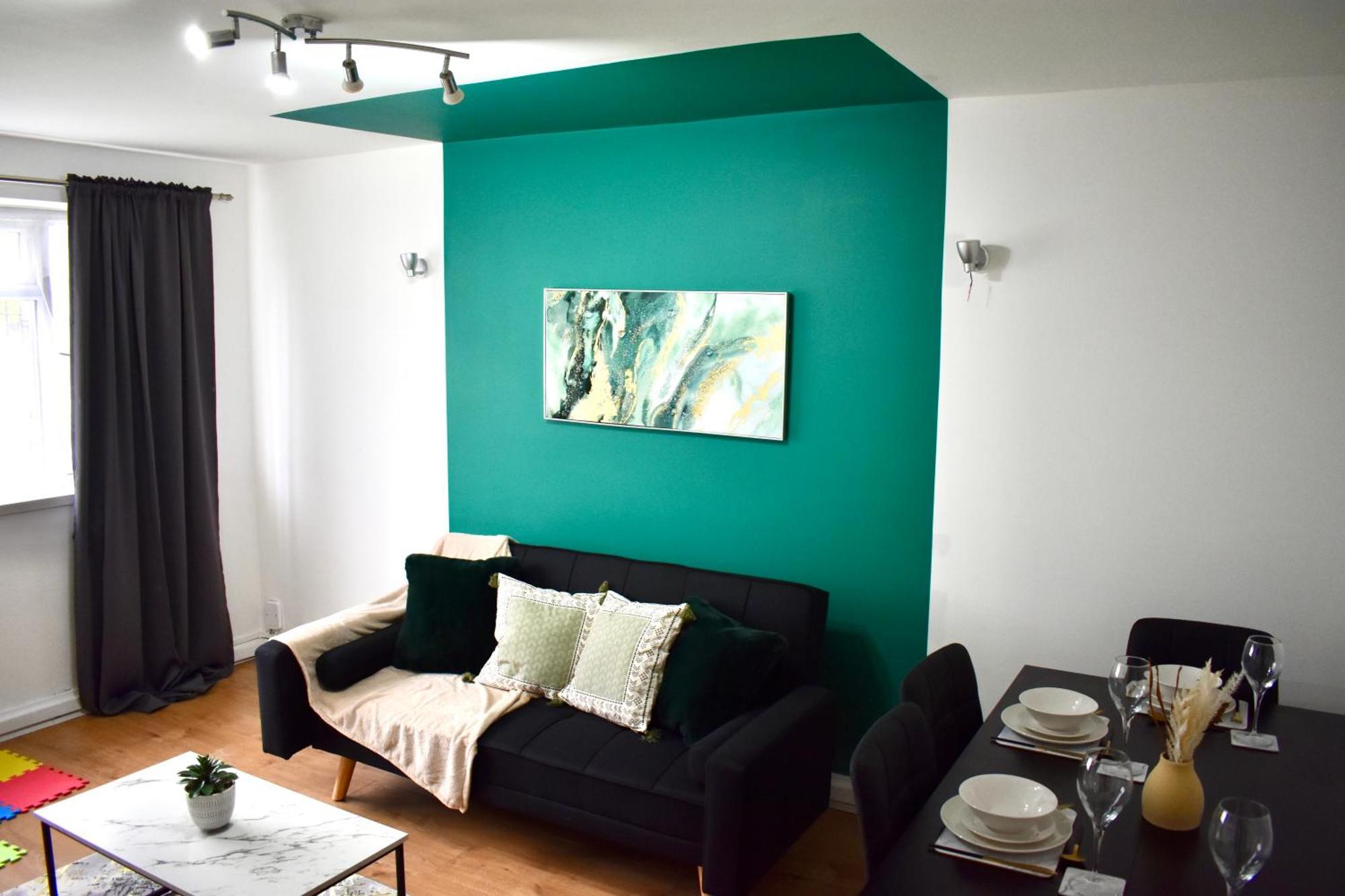 Luxury 2 Bedroom Apartment, Parking, Few Minutes Walk From Wembley Stadium Londen Buitenkant foto